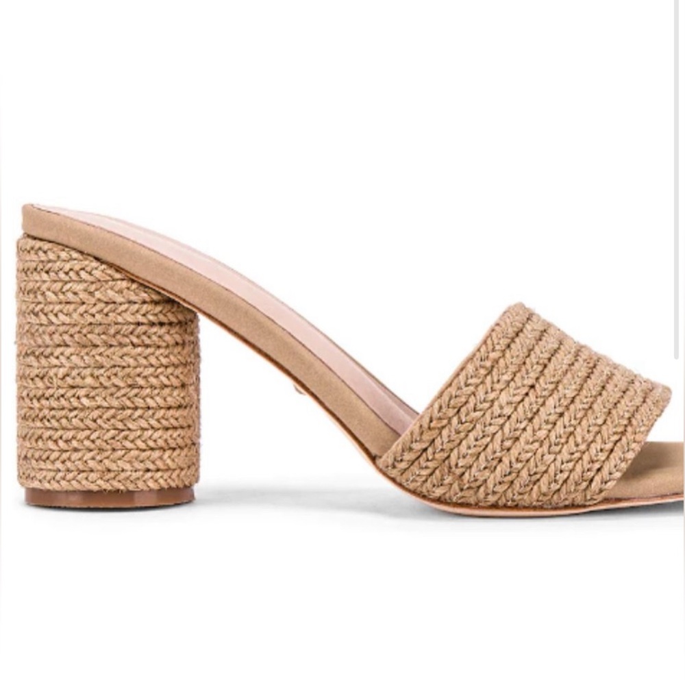New Raye shoes. Never been worn.